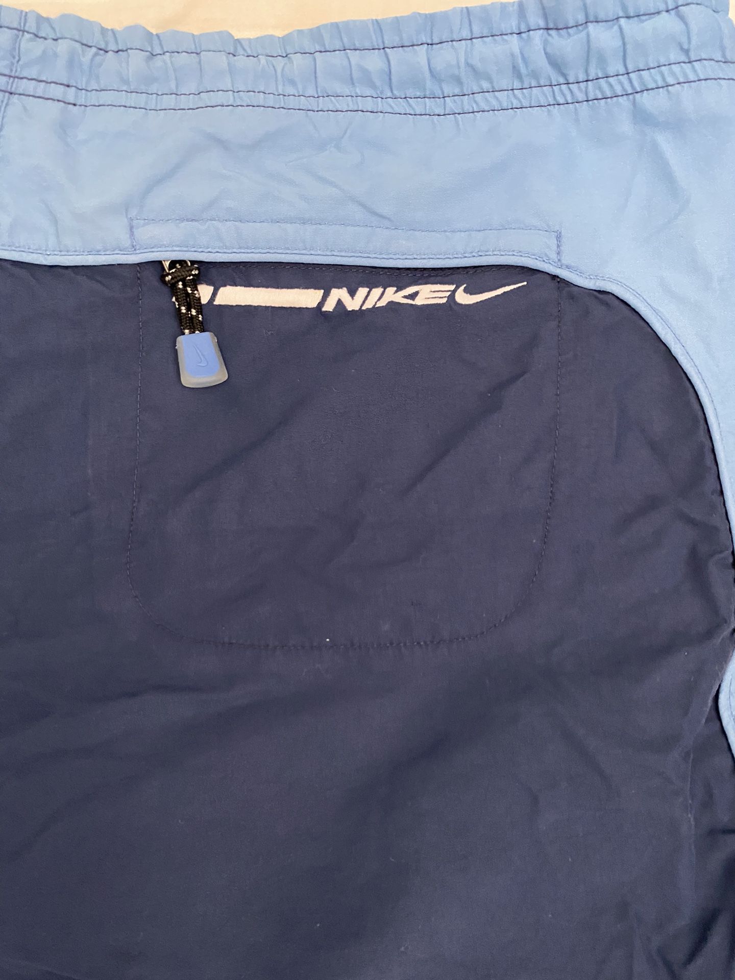 Nike jogger shorts size L