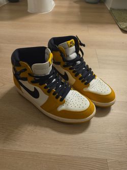 AJ1 Retro High OG "Yellow Ochre"