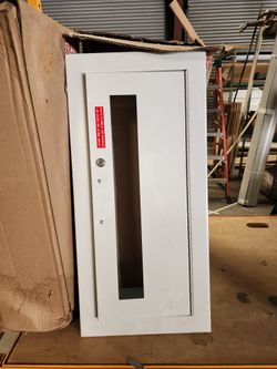 Larsen Mfg Recessed Fire Extinguisher Cabinet