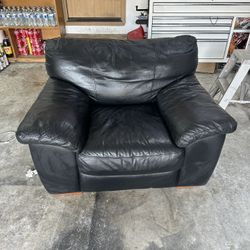 LazyBoy Black Leather Arm Chair 
