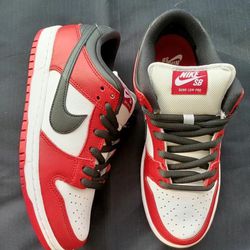 Nike SB Dunk Low Pro J-Pack Chicago Size 10 With Box