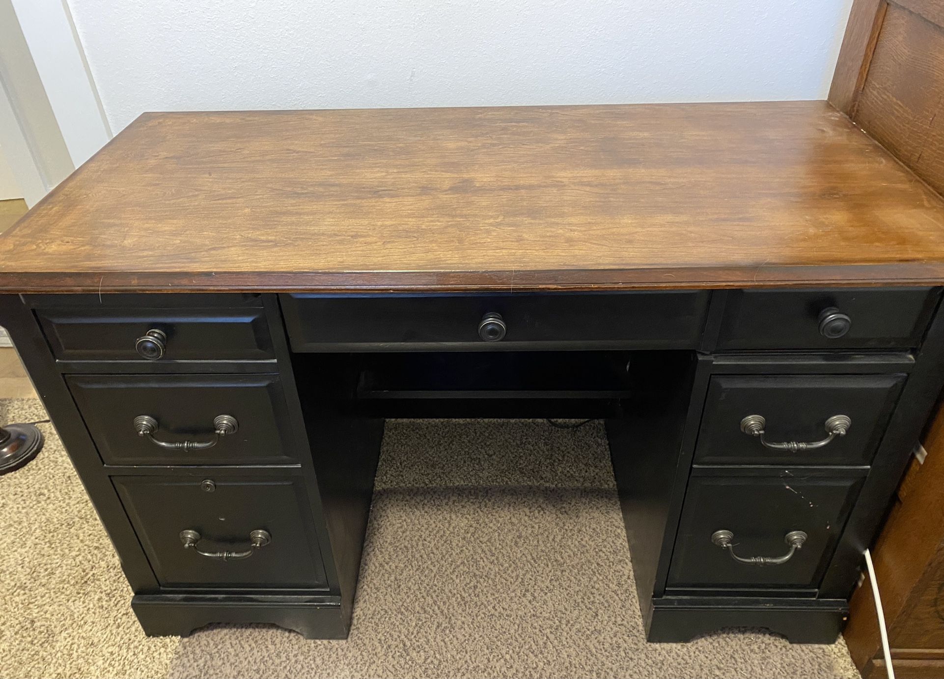 Free Desk! Solid Wood 