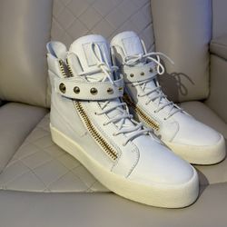  Giuseppe Zanotti White High-Top Sneakers 