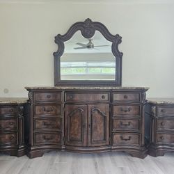 Samuel Lawrence Monticello bedroom furniture 
