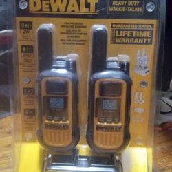 DeWalt Walkie Talkie 