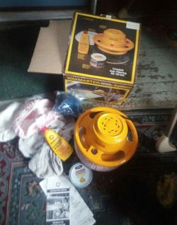 Electric Wax buffing machine Works good comes with 7 cleaning covers