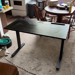 Black Desk