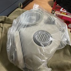 Czech Military Gas Mask