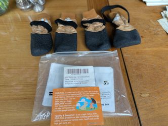 Kooltail Paw Anti-Slip Grip Socks XL – New