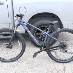 TREK MARLIN 4 G3 2024 29”
