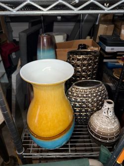 vases