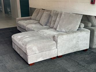 Gray Corduroy Sectional Couch - Can Deliver ๐ป