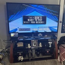 60inc LG Tv With Stand