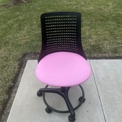 Refurbished Preowned Kids Drafting Or Study Chair