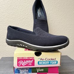 New Skechers Women’s Slip-on Shoes, Navy Blue, Size 10