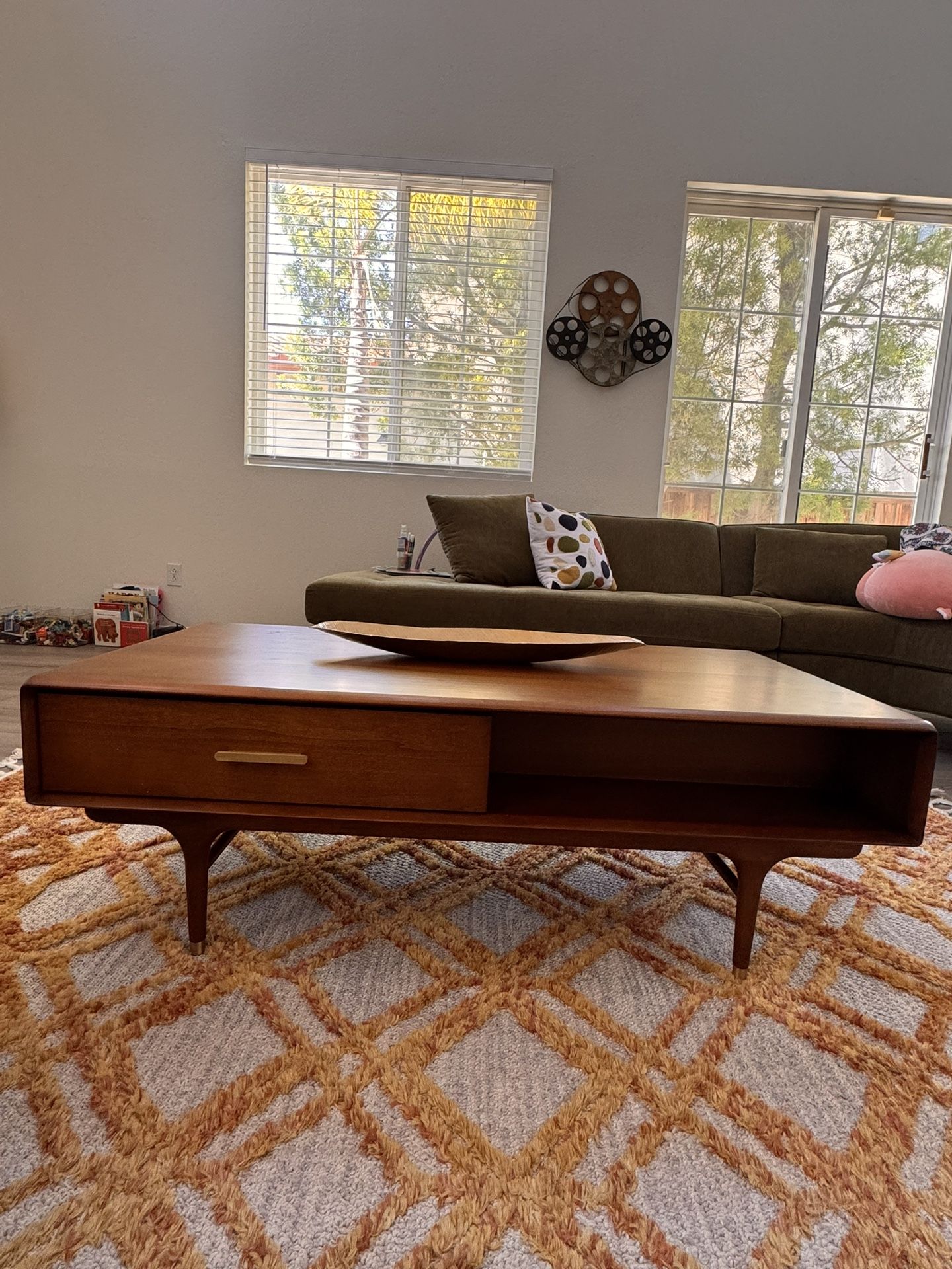 Coffee Table With Storage