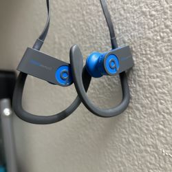 Power Beats Headphone 