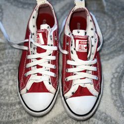 Red Converse 