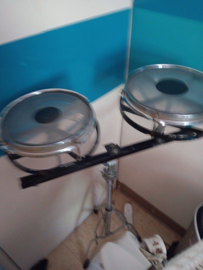 Timbales. Esta. Buenos