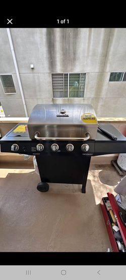 Charbroil grill