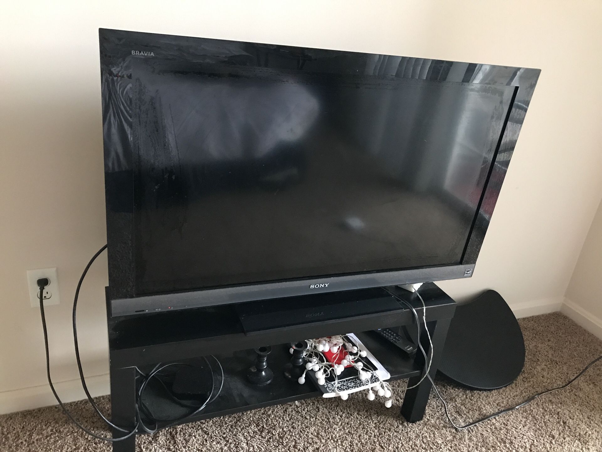 Sony Bravia KDL-40EX400 40" 1080p HD LCD Television