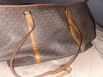 Michael Kors Bag $40 OBO!