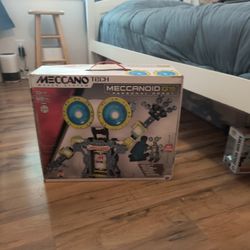 never Used/Opened Meccanoid G15 Personal Robot