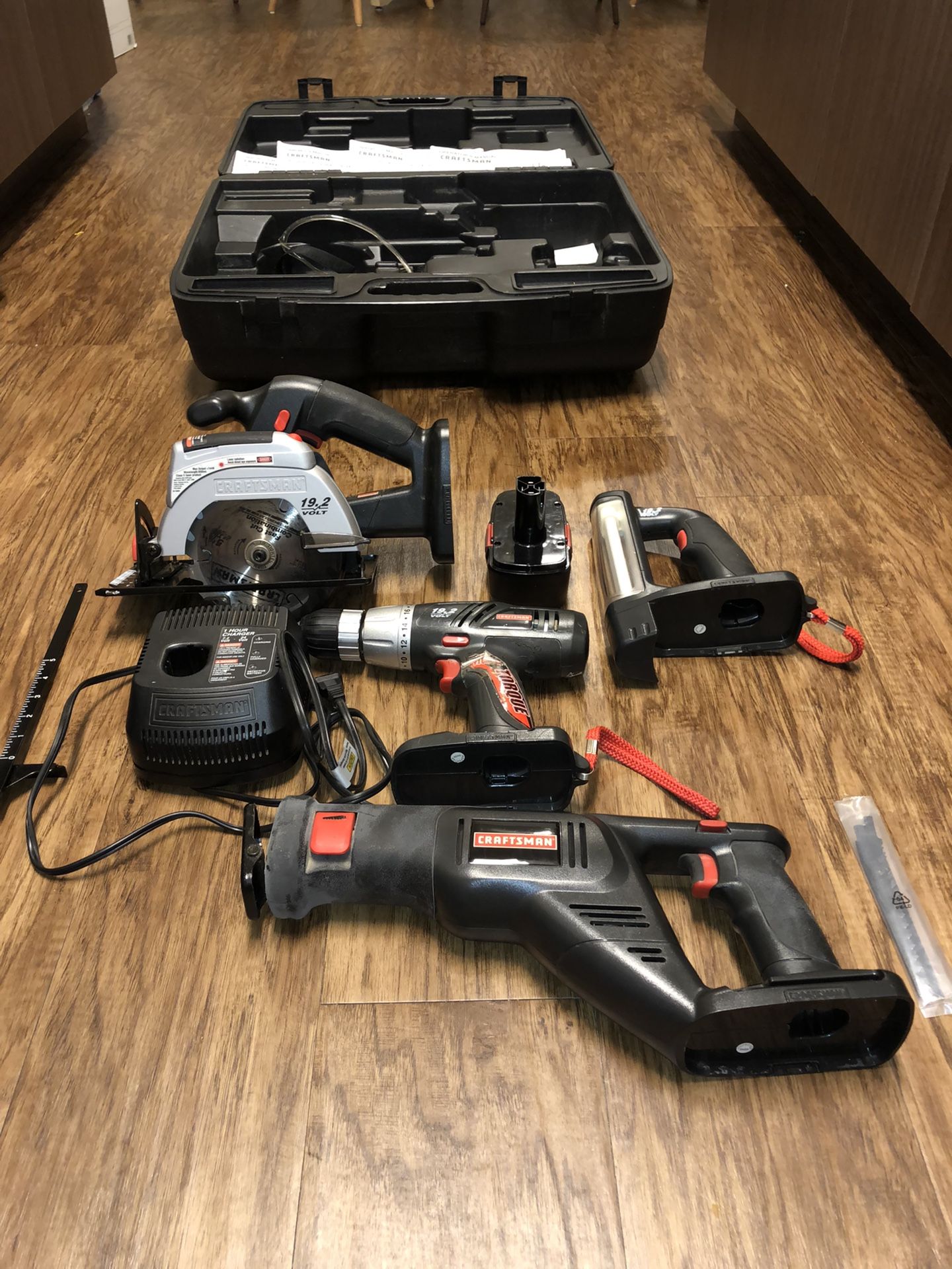 Craftsman Power Tools Set