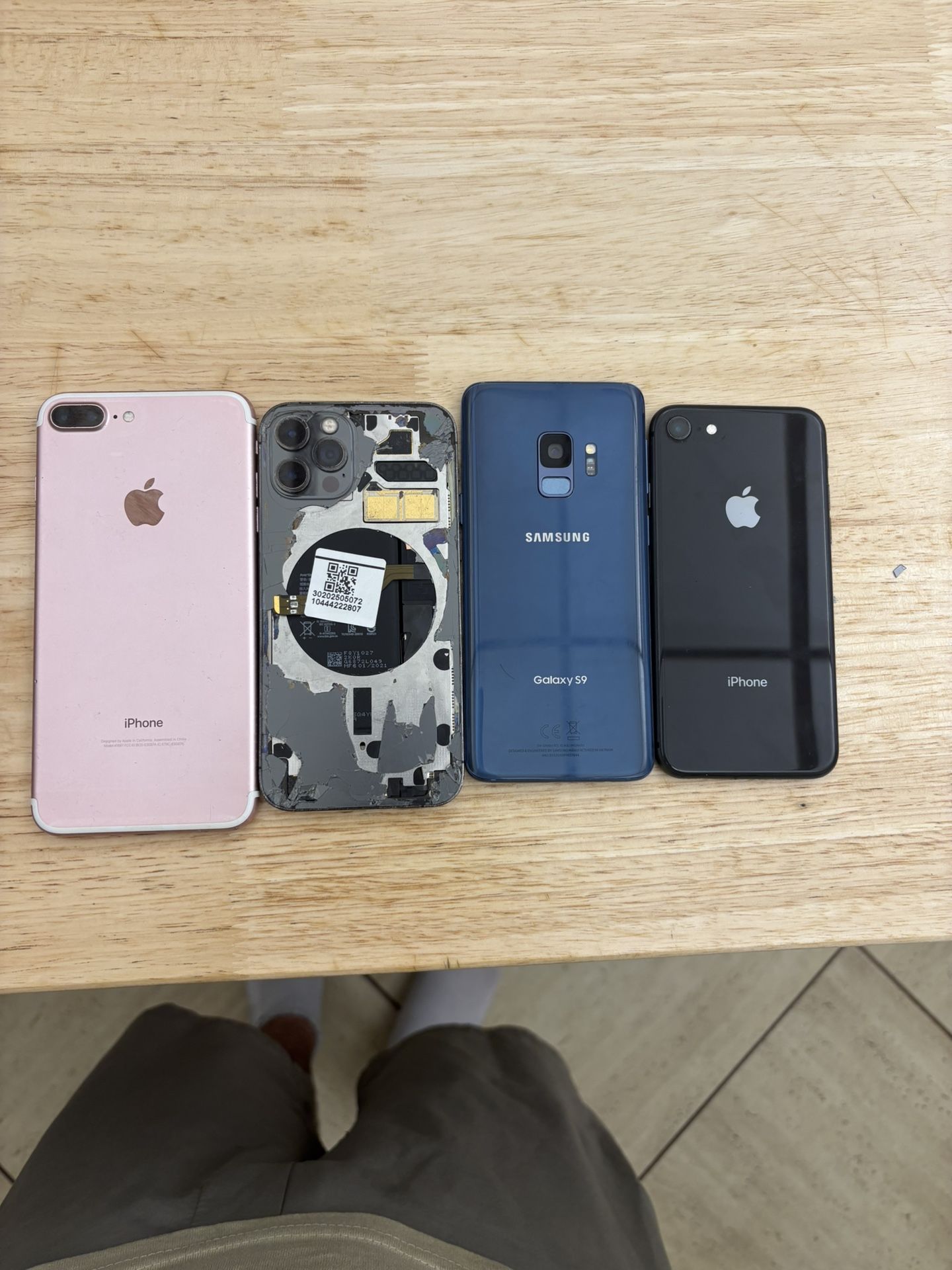 iPhone And Smartphone Lot!