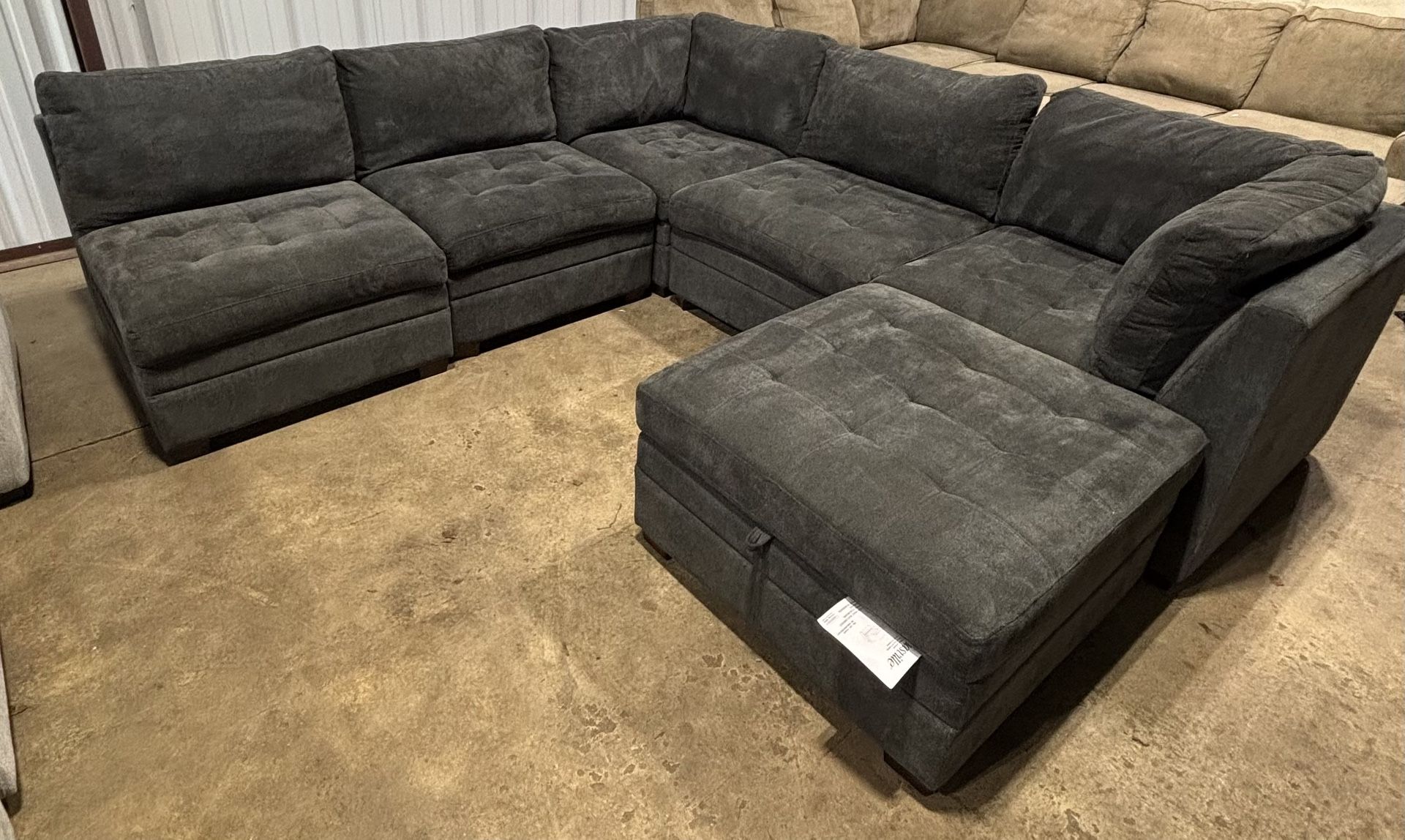 Thomasville Tisdale Modular Sectional Couch Delivery Available