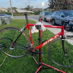 Sebino Jovelin (description)