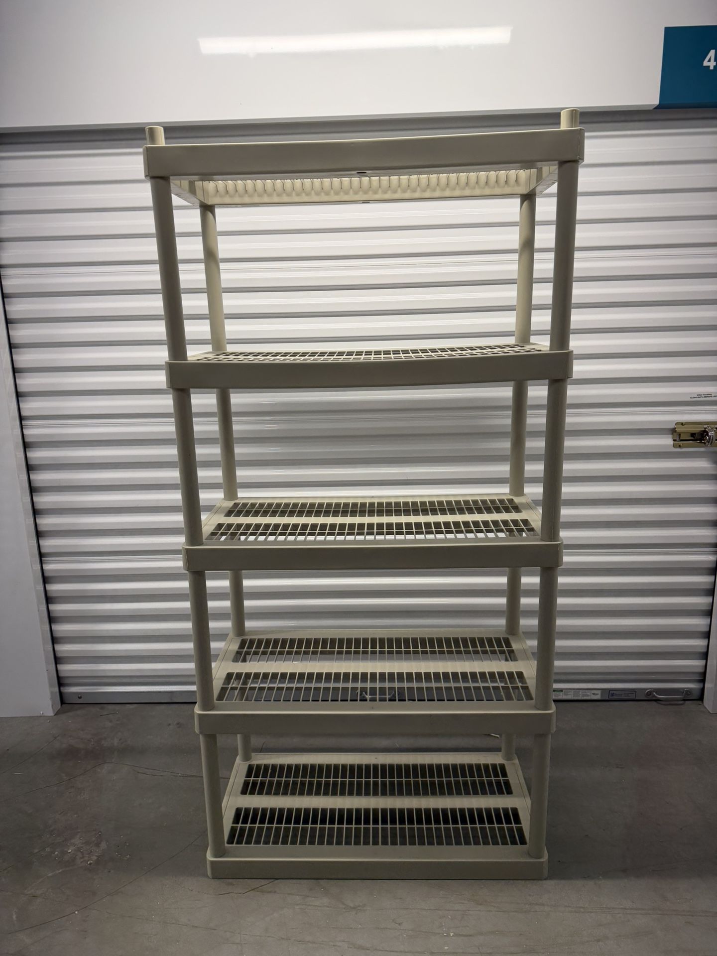 Plastic Storage Shelving unit 