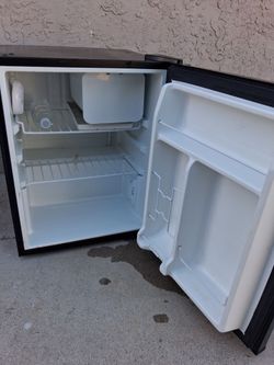 Refrigerator 19×24"Work! Trabaja!