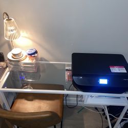 Desk Chair And Desk 