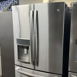 OPEN BOX GE FRENCH STYLE REFRIGERATOR STAINLESS STEEL