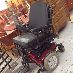 Quantum 6 Edge Power Chair For Sale !! 