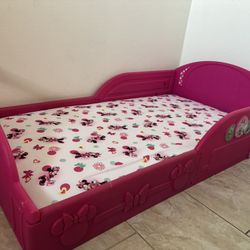 Minnie Mouse Bedroom Set