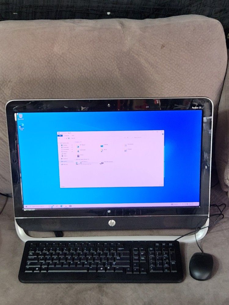 HP 23 Inch All In One Desktop 8gb Ram Webcam Wifi HDMI Microsoft Office Installed