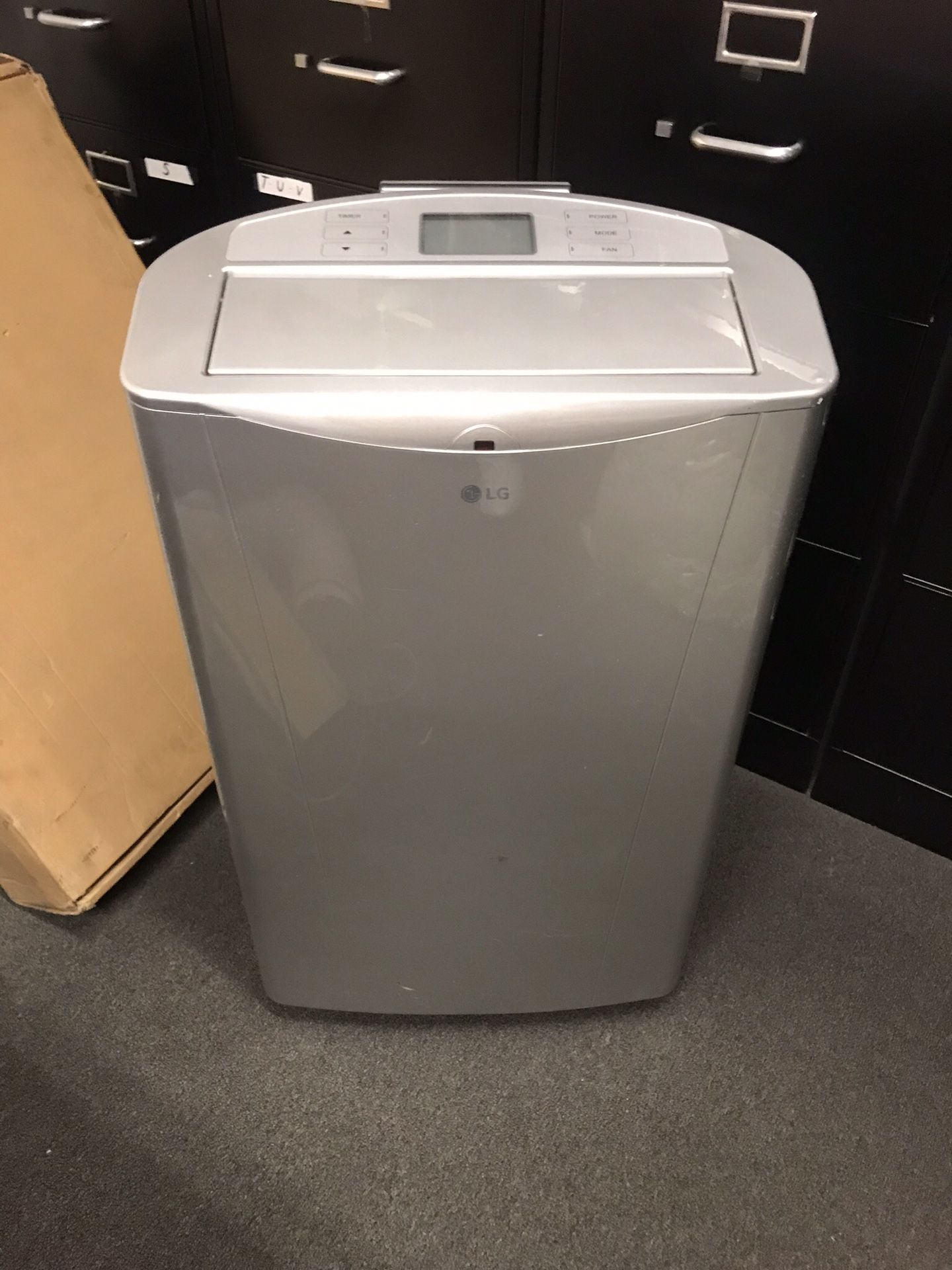LG lp1415shr portable 14000 btu A/C