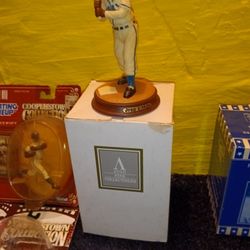 Josh Gibson Avon Collectibles Statue 