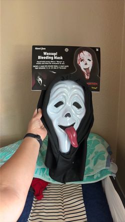 Scream bleeding mask
