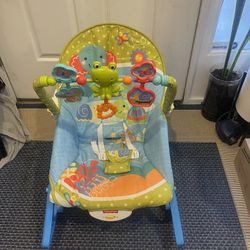 Infant To Toddler Rocking Chair 