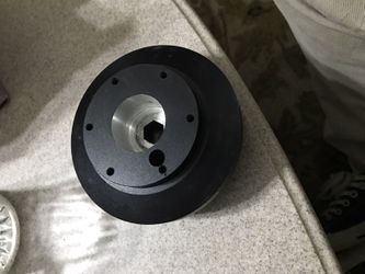 04-09 Mazda 3 NRG steering wheel hub.