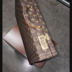 Louis Vuitton President Monogram