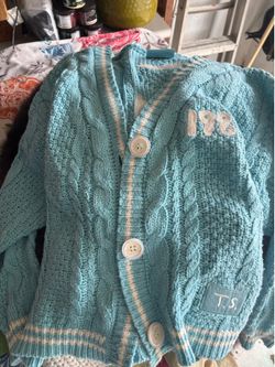 Taylor Swift 1989 cardigan