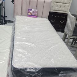 Daybed Twin Size With Mattress 