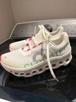 On Cloud CloudTec Sneakers – Women’s Size 9