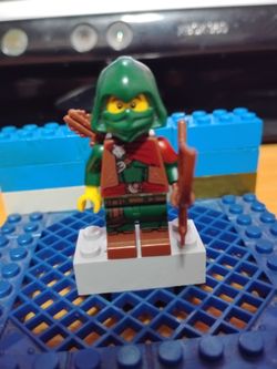 Lego Rogue minifigure