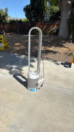 Dyson Pure Cool Link Air Purifier TP02 With Remote