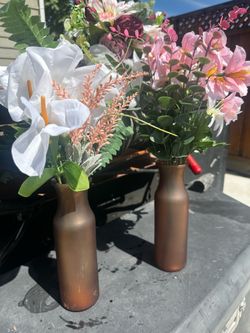 14 table vases with silk flowers